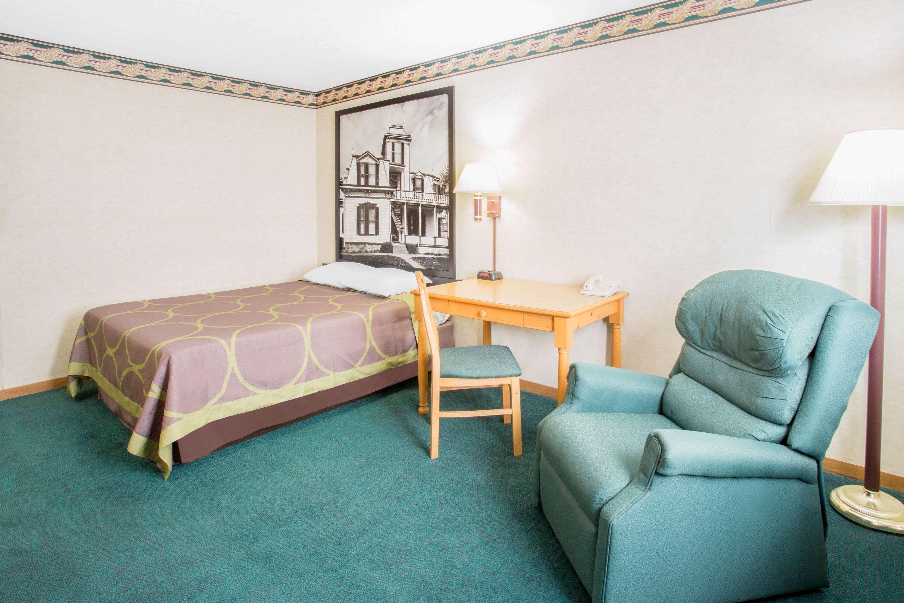 Burgundy Inn & Suites By Oyo El Paso Dış mekan fotoğraf