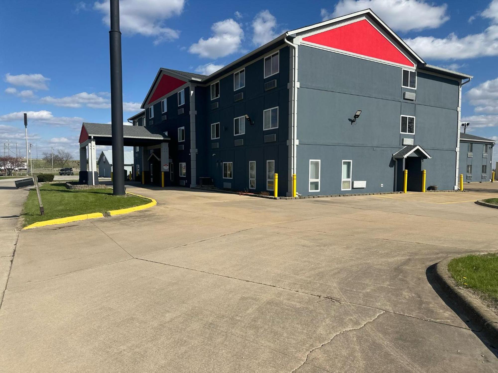 Burgundy Inn & Suites By Oyo El Paso Dış mekan fotoğraf